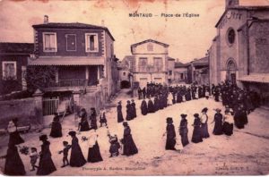 phoca_thumb_l_place Rameaux procession des femmes